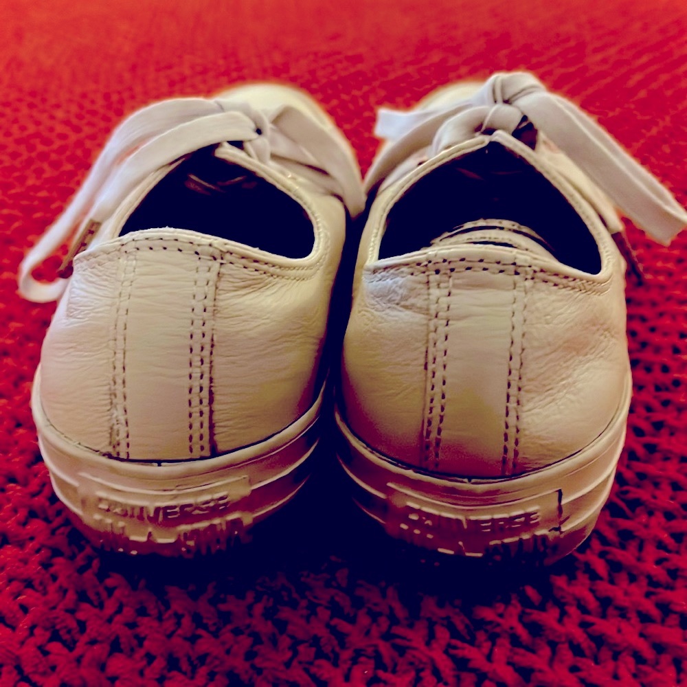 Solid Beige Leather Converse - Picture 4 of 6